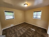 2870 Altaview Dr SE in Atlanta, GA - Building Photo - Building Photo