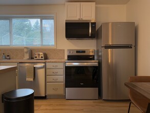 2260 Richards Ave, Unit #1 in Idaho Falls, ID - Foto de edificio - Building Photo