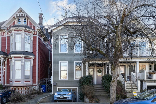 property at 2152 NW Flanders St