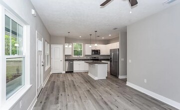 7164 SE 81st Pl in Trenton, FL - Building Photo - Building Photo