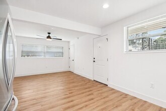 1823 Danese Ct in Jacksonville, FL - Building Photo - Building Photo