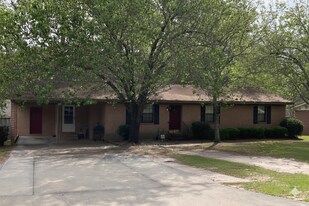 2629 Belmont Ave in Tifton, GA - Building Photo