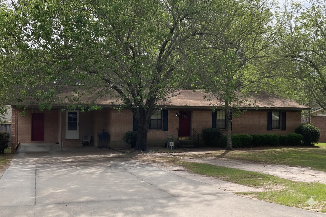 2629 Belmont Ave in Tifton, GA - Building Photo