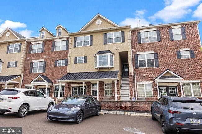 property at 3854 Ashland Dr