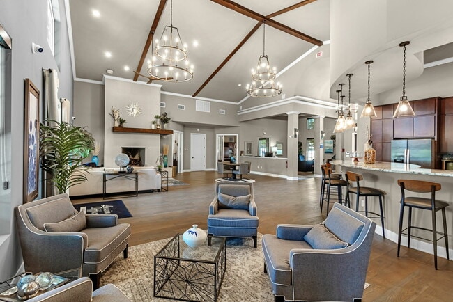 Sixty610 Stone Creek in Omaha, NE - Building Photo - Building Photo