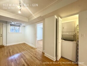 912 W Agatite Ave in Chicago, IL - Building Photo - Building Photo