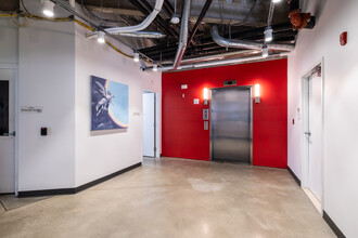 Kelley Square Lofts in Worcester, MA - Foto de edificio - Lobby