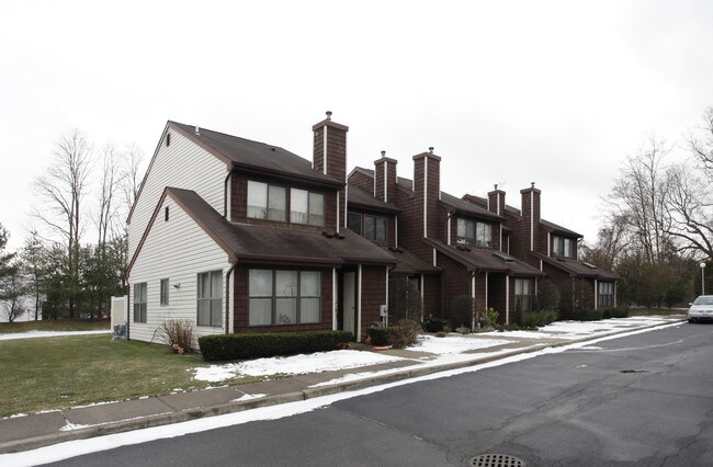 Hansens Landing in Islip, NY - Building Photo - Building Photo