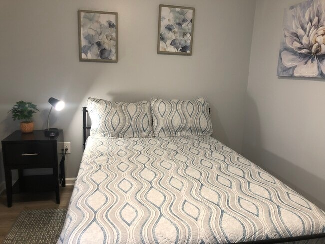 5534 Allen Rd E, Unit Furnished Home in Charlotte, NC - Building Photo - Building Photo