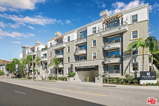 property at 130 S Sepulveda Blvd