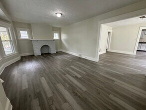 3252 W 99th St in Cleveland, OH - Building Photo - Building Photo