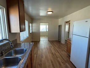 251 Lighthouse Ave in Monterey, CA - Building Photo - Building Photo