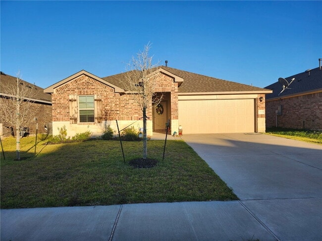 property at 2527 River Wy Dr