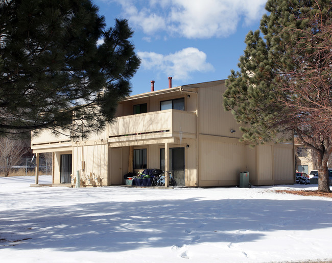 Park Meadows Apartments in Colorado Springs, CO - Foto de edificio - Building Photo