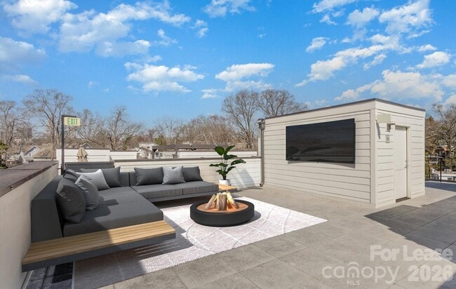 property at 616 Queens Rd