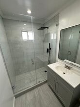 2666 N Frederic St in Burbank, CA - Building Photo - Building Photo