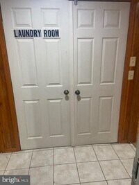 1833 W Lexington St photo'