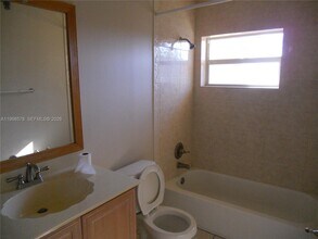 22 SW 14th Ter in Homestead, FL - Building Photo - Building Photo