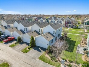 3637 Daisy Ln in Elgin, IL - Building Photo - Building Photo