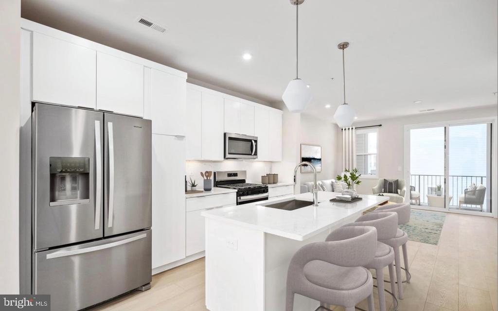 4768 Sully Pt Ln in Chantilly, VA - Building Photo