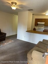 2605 Dobbs Rd in St. Augustine, FL - Foto de edificio - Building Photo