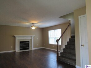 707 Clear Spring Ct in Elizabethtown, KY - Building Photo - Building Photo