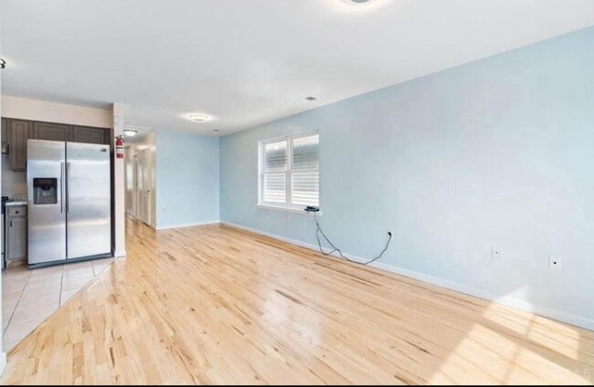 309 Court St in Elizabeth, NJ - Foto de edificio - Building Photo