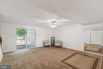 5543 Hecate Ct in Fairfax, VA - Building Photo - Building Photo