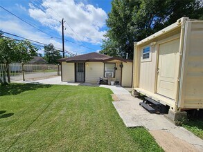6826 Myrtle St in Houston, TX - Building Photo - Building Photo