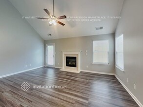 10736 Glenluce Ave in Charlotte, NC - Foto de edificio - Building Photo
