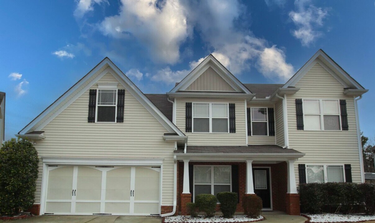 5670 Winter Bluff Way NE in Sugar Hill, GA - Building Photo