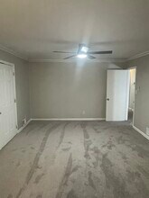 2902 Knollview Dr in Decatur, GA - Building Photo - Building Photo