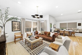 9010 Wampton Wy in Austin, TX - Building Photo - Building Photo