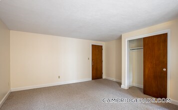 9 Chester St, Unit 31 in Cambridge, MA - Foto de edificio - Building Photo