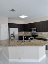 8546 SW 165th Pl in Miami, FL - Building Photo