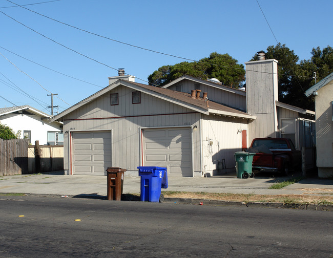 1909-1915 Roosevelt Ave in Richmond, CA - Building Photo - Building Photo