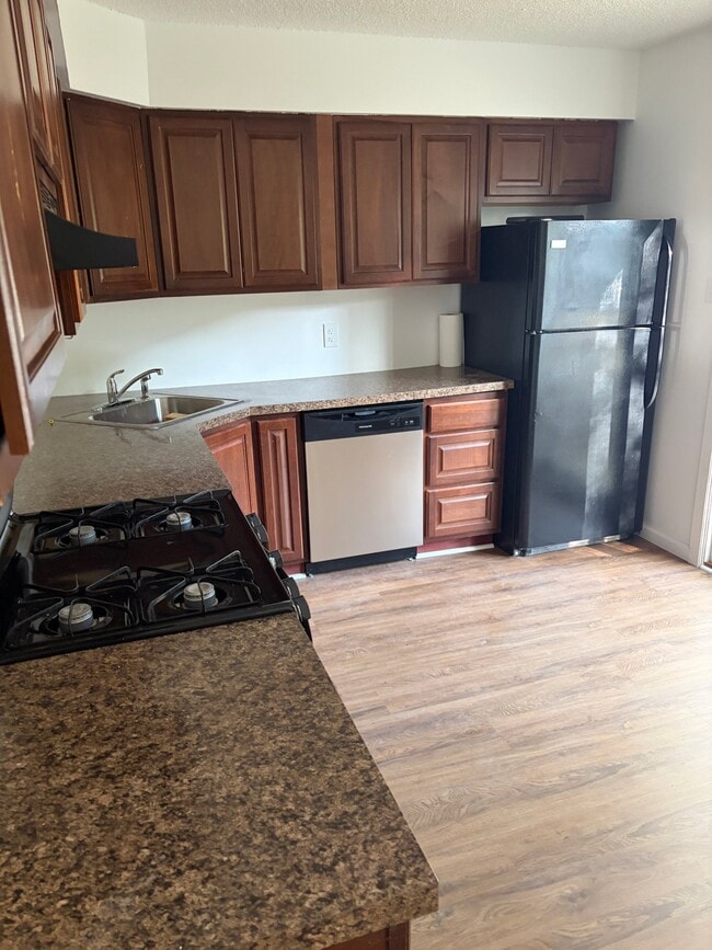 property at 225 W Leeds Ave