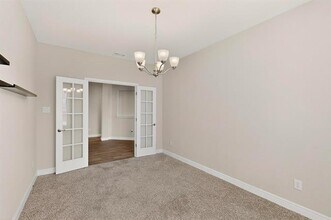 625 Hogan Dr in Denton, TX - Building Photo - Building Photo