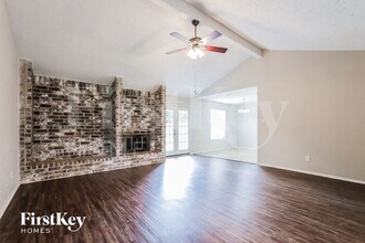 15814 Whipple Tree Dr in Houston, TX - Building Photo - Building Photo