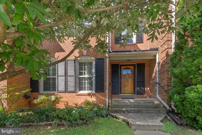 7252 Greentree Rd in Bethesda, MD - Building Photo - Building Photo