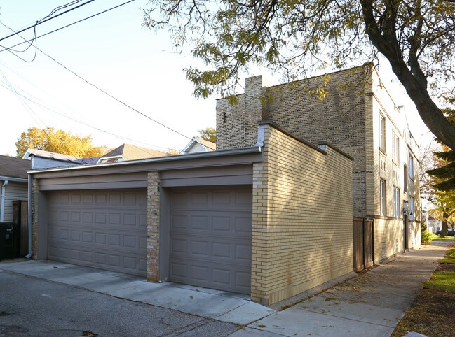 4404 W George St in Chicago, IL - Building Photo - Building Photo