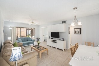 2211 Belleair Rd in Clearwater, FL - Building Photo - Building Photo