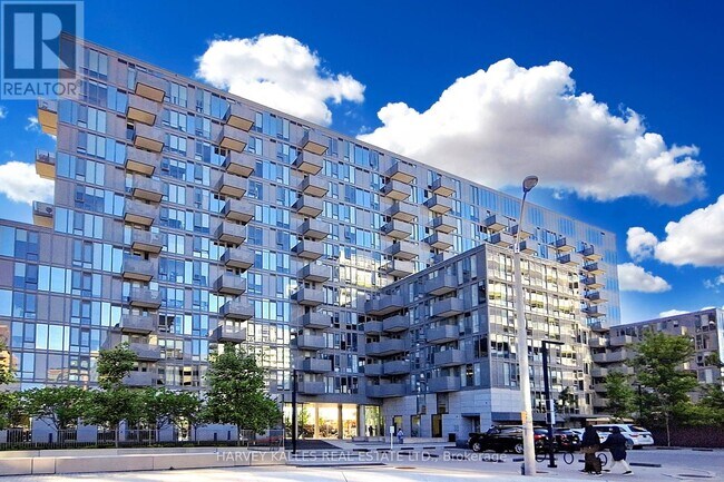 38 Monte Kwinter Ct in Toronto, ON - Building Photo - Building Photo