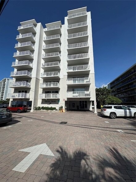 95 N Birch Rd, Unit 303 in Fort Lauderdale, FL - Building Photo - Building Photo