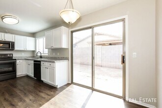 841 E Lamonte St, Unit 02_1236 in San Tan Valley, AZ - Building Photo - Building Photo