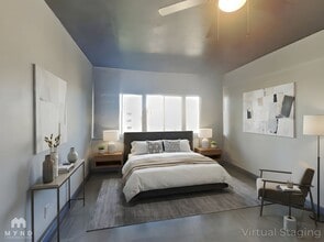 349 E Thomas Rd, Unit E505 in Phoenix, AZ - Foto de edificio - Building Photo