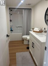 655-655 Stanley St in Windsor, ON - Building Photo - Building Photo