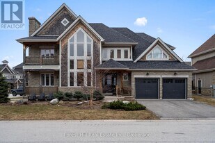 144 National Drive in Blue Mountains, ON - Building Photo