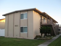 4921 Nautilus St in Oxnard, CA - Foto de edificio - Building Photo