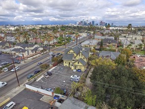 1903 S Harvard Blvd in Los Angeles, CA - Building Photo - Building Photo